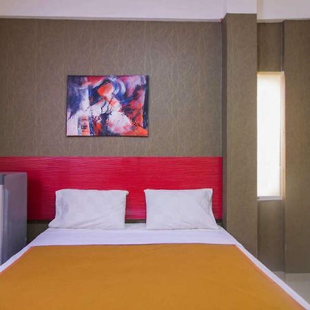 Hotel RedDoorz near Cilandak Town Square Dżakarta Zewnętrze zdjęcie